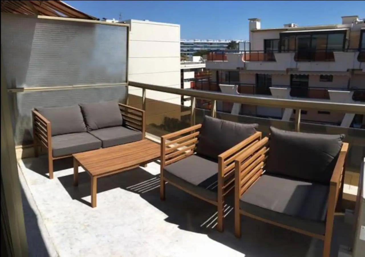 Tres Beau Studio Avec Terrasse, Situe A 100M Des Plages De Juans Les Pins Antibes Luaran gambar
